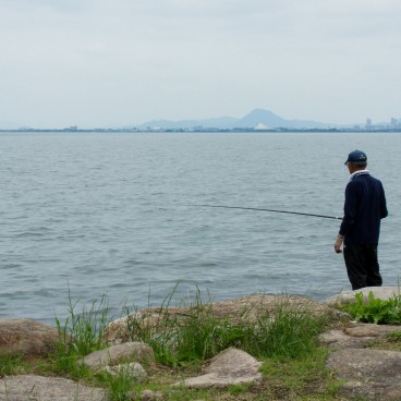 Otsu, Pêcheur au bord du Lac Biwa