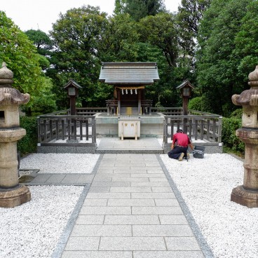 Sanctuaire Ebisu-jinja à la sortie est de Yebisu Garden Place