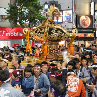 Fukuro Matsuri à Ikebukuro (Tokyo), procession de mikoshi 5