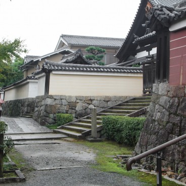 Kennin-ji (Kyoto), Enceinte du temple