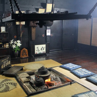 Shirakawa-go, Foyer au temple Myozen-ji