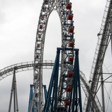 Tokyo Dome City, attraction Thunder Dolphin 5
