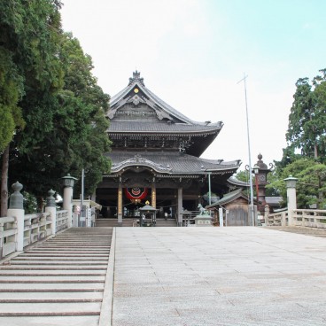 Toyokawa Inari (Aichi), Pavillon principal Dai Honden