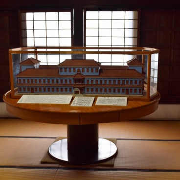 Chidokan (Tsuruoka), Maquette d'un édifice ancien