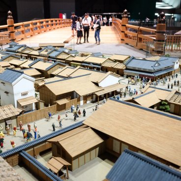 Musée Edo-Tokyo, ville miniature et reproduction du pont Nihonbashi (avant réouverture de 2026)