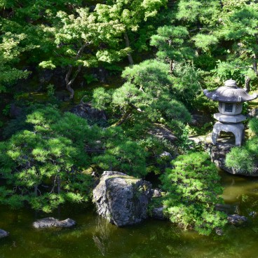 Villa Saito à Niigata, étang du jardin 2