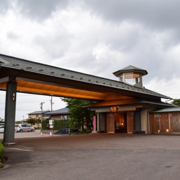 Auberge Yumotoya Onsen Ryokan à Niigata, Entrée de l'établissement