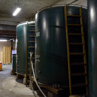 Brasserie de sake Imayotsukasa (Niigata), Cuves modernes