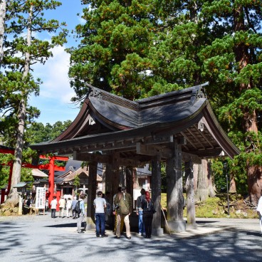Mont Haguro (Dewa Sanzan), bassin d'ablutions