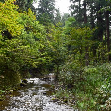 Mont Haguro (Dewa Sanzan), Rivière Haraigawa