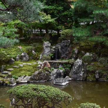 Musée des Cultures du Nord (Niigata), Grand jardin et son bassin 2