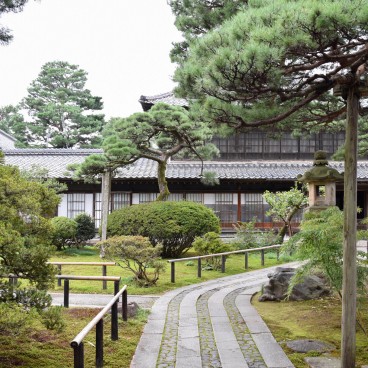 Musée des Cultures du Nord (Niigata), allée