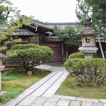 Musée des Cultures du Nord (Niigata), vue sur le jardin 2