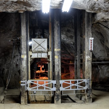 Ikuno Ginzan (Hyogo), Ascenseur pour descendre dans la mine d'argent