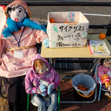Stand de vente d'agrumes sur la route cyclable Shimanami Kaido