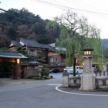 Kinosaki Onsen (Hyogo), Maisons anciennes au centre-ville