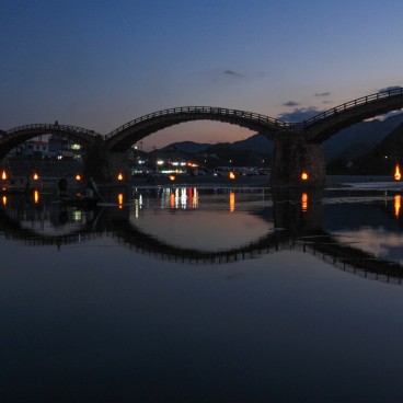 Iwakuni, Pont Kintai-kyo de nuit 3