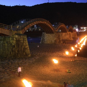 Iwakuni, Pont Kintai-kyo de nuit 4