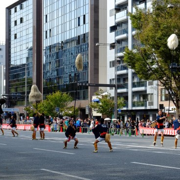 Jidai Matsuri (Kyoto), acrobates de la procession du Shogun Tokugawa, époque Edo