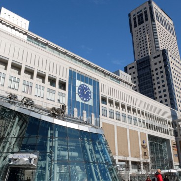 JR Tower T38 à Sapporo, Gare de Sapporo et Tour 