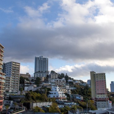 Atami, Vue sur les immeubles du front de mer