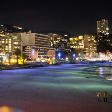 Atami, Vue nocturne de la plage principale