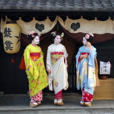 Maiko dans les rues de Kyoto