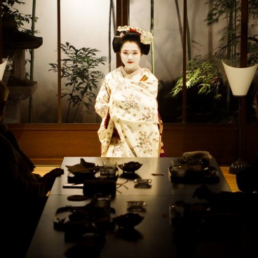 Maiko en cérémonie privée à Kyoto 5