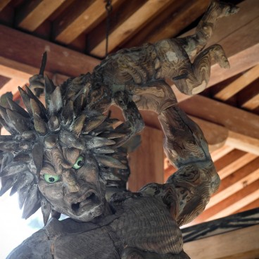 Divinité nyo Kongo-rikishi au Mitaki-dera