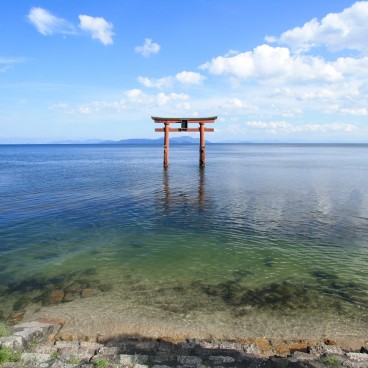 Shirahige Jinja, Torii flottant sur lac Biwa