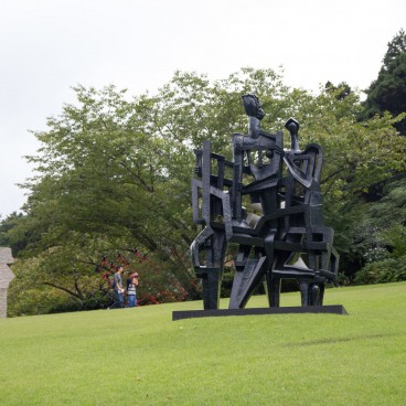 Musée en plein air de Hakone, sculpture de Ossip Zadkine (La Demeure)