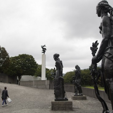 Musée en plein air de Hakone, grandes statues allégoriques d'Emile-Antoine Bourdelle 2