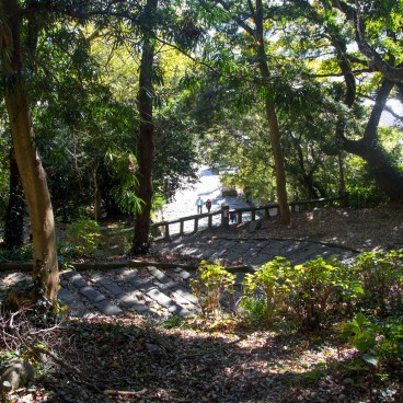 Kunozan Toshogu (Shizuoka), Escalier Omotesando