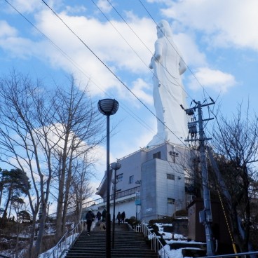 Kamaishi Daikannon (Iwate) 2