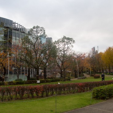 Tokyo Midtown, allée Midtown Garden en automne
