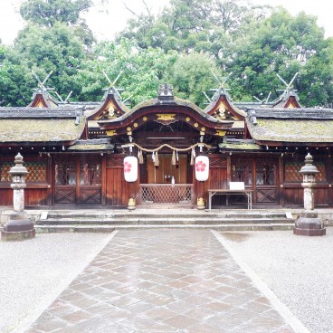 Bâtiment principal style kasuga-zukuri du Hirano-jinja (Kyoto)