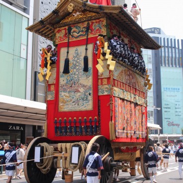Tapisserie à l'arrière d'un char Hoko au Gion Matsuri de Kyoto