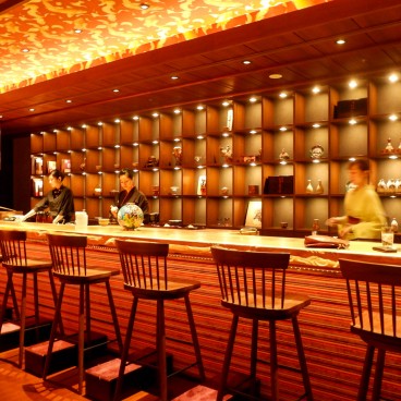 Suigian (Tokyo), bar du restaurant