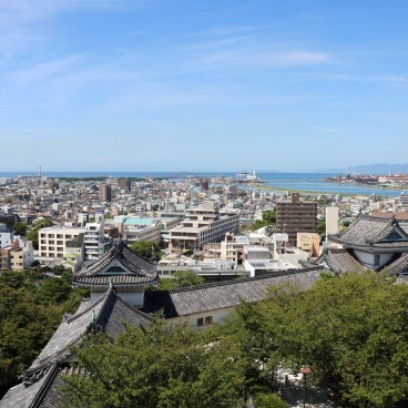 Panorama sur Wakayama depuis le donjon du château
