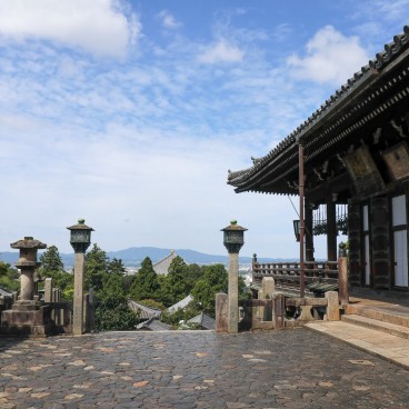 Vue panoramique sur Nara depuis le Nigatsu-do