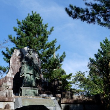 Parc du Narita-san, statue bouddhique