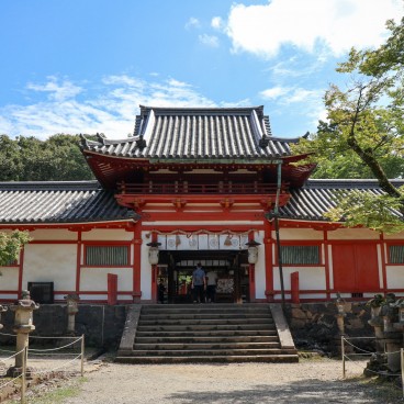 Tamukeyama Hachiman-gu, bâtiment principal du sanctuaire