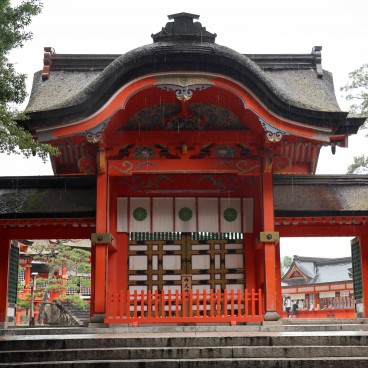 Porte Sei-daimon au Usa-Jingu