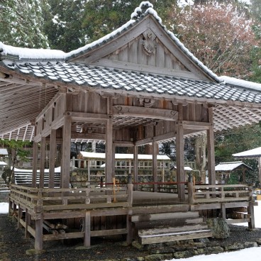 Miyama (Kayabuki no sato), pavillon du sanctuaire Chii Hachiman-jinja