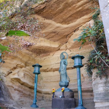 Ryuko-ji (Enoshima), Statue de Bouddha en bronze