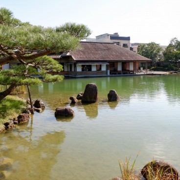 Jardin Yokokan (Fukui), Vue sur la résidence des Matsudaira 2