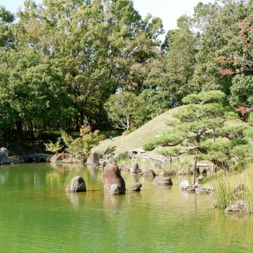 Jardin Yokokan (Fukui), Vue sur le jardin