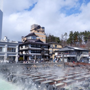 Bassin Yubatake de jour à Kusatsu Onsen 2