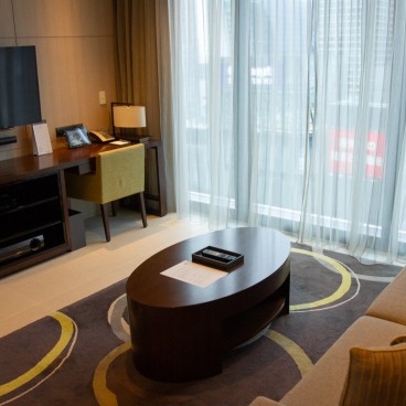 Salon de l'appartement Une chambre Deluxe Oakwood Premier Tokyo