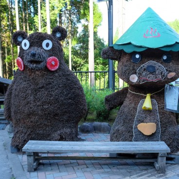 Cascade de Nabegataki (Kumamoto), Kumamon et une mascotte locale